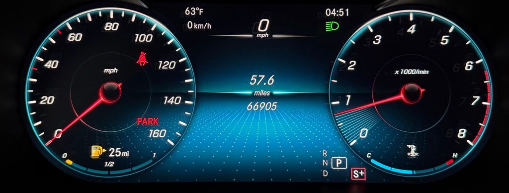 2022 Mercedes-Benz GLC GLC300 - Photo 18