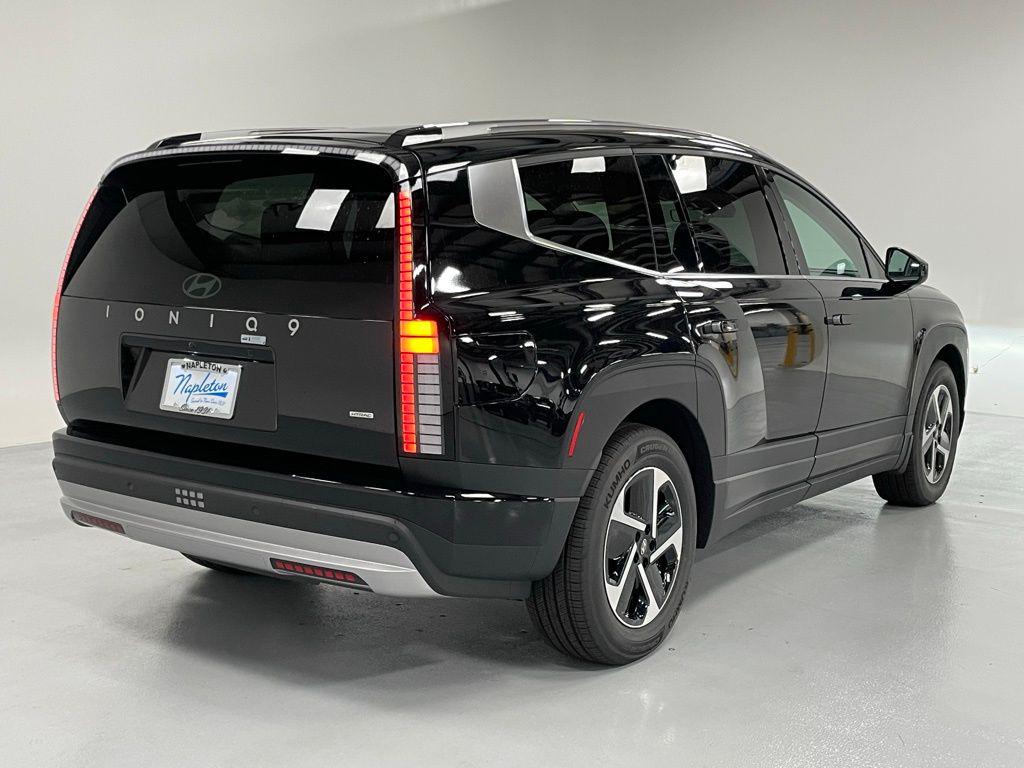 2026 Hyundai IONIQ 9 SE - Photo 4