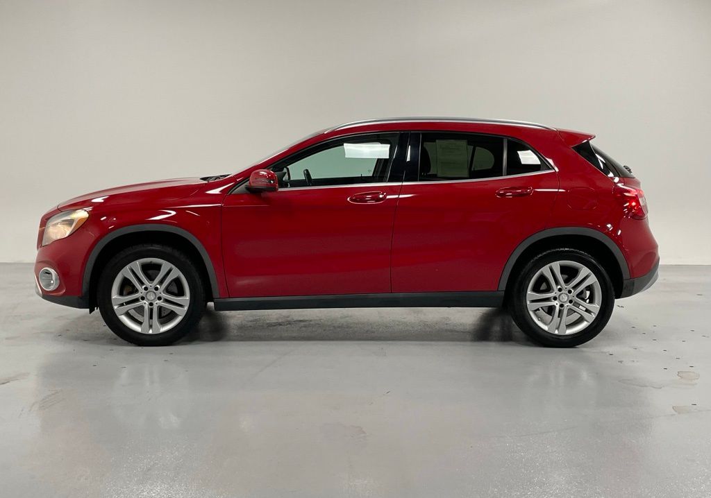 Used 2018 Mercedes-Benz GLA-Class GLA250 with VIN WDCTG4GB5JJ372527 for sale in Aurora, IL