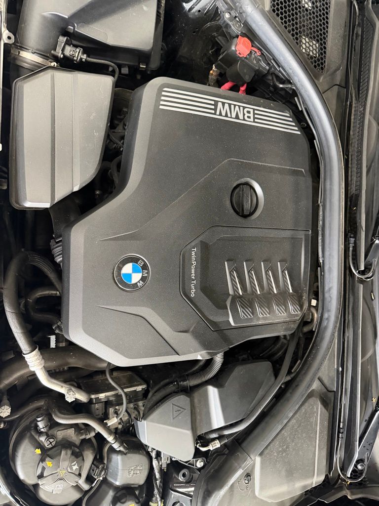 2022 BMW 3 Series 330i - Photo 9