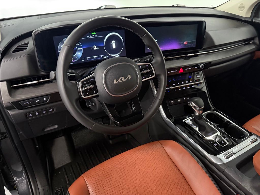 2023 Kia Carnival SX - Photo 11