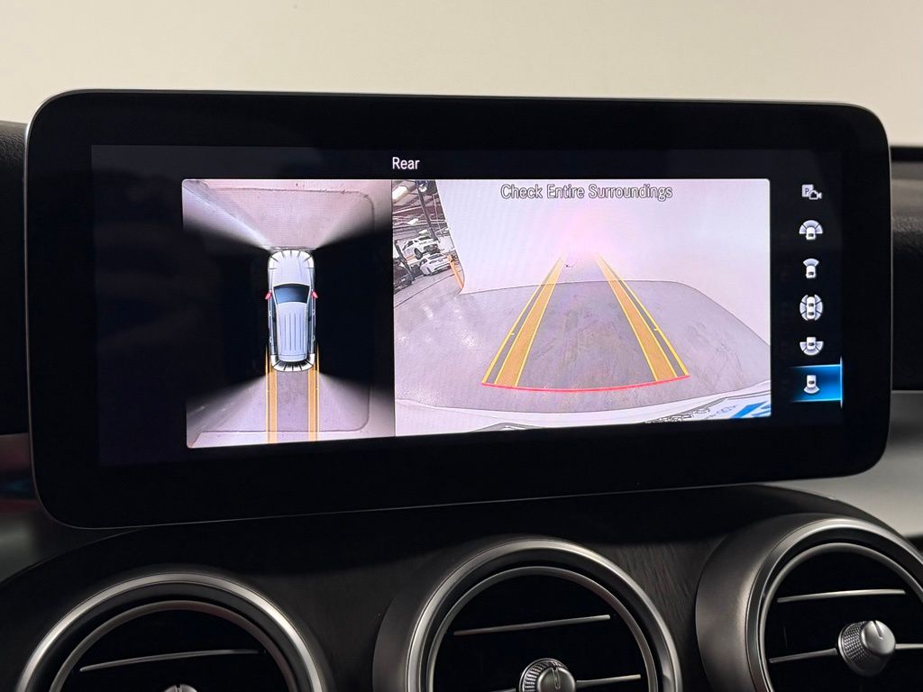 2022 Mercedes-Benz GLC GLC300 - Photo 21