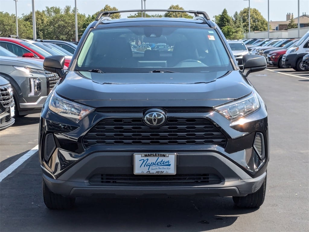 Used 2019 Toyota RAV4 LE with VIN 2T3F1RFV7KW030304 for sale in Aurora, IL