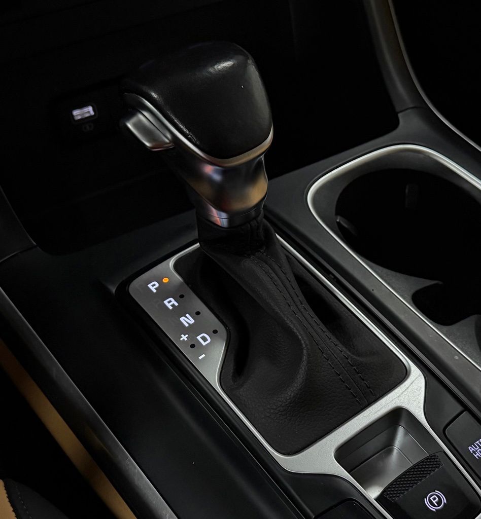 2023 Kia Carnival LX Seat Pkg - Photo 20