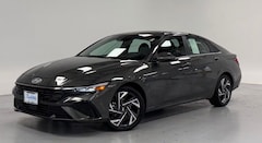 2025 Hyundai Elantra Hybrid Limited Sedan