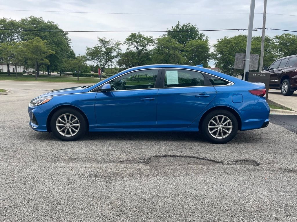 Used 2018 Hyundai Sonata SE with VIN 5NPE24AF1JH604073 for sale in Aurora, IL