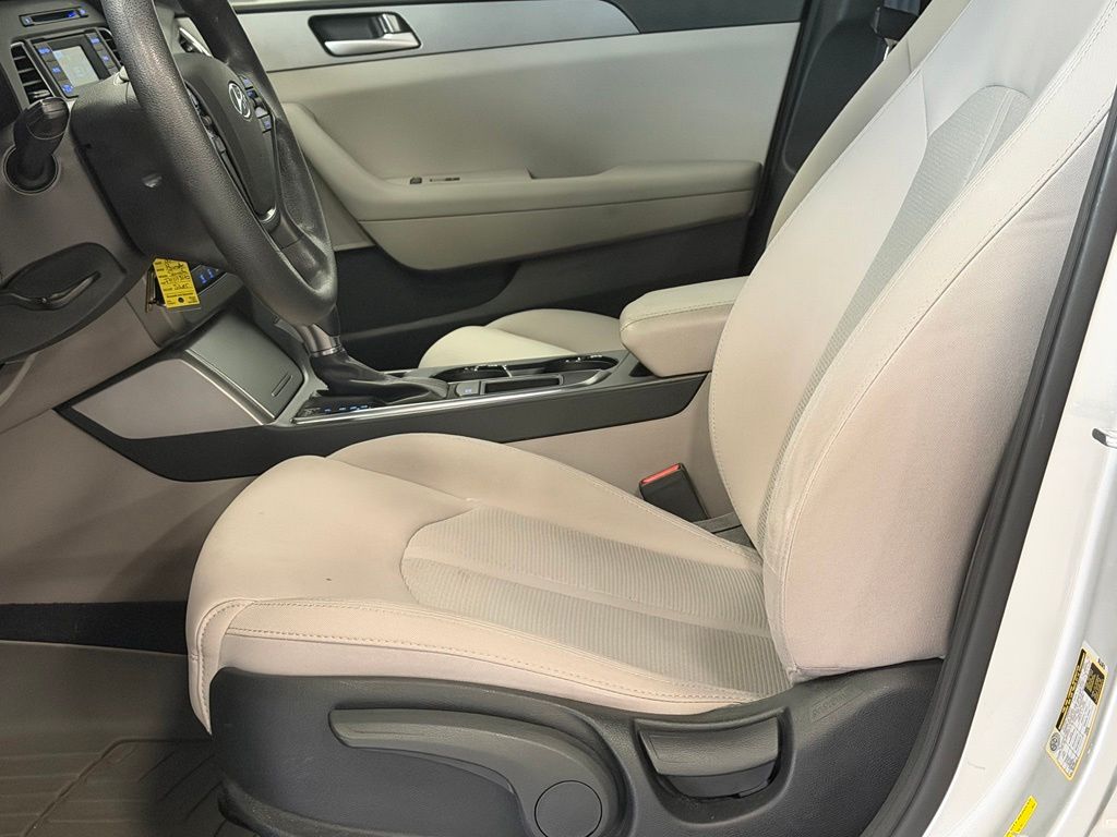2015 Hyundai Sonata SE - Photo 11