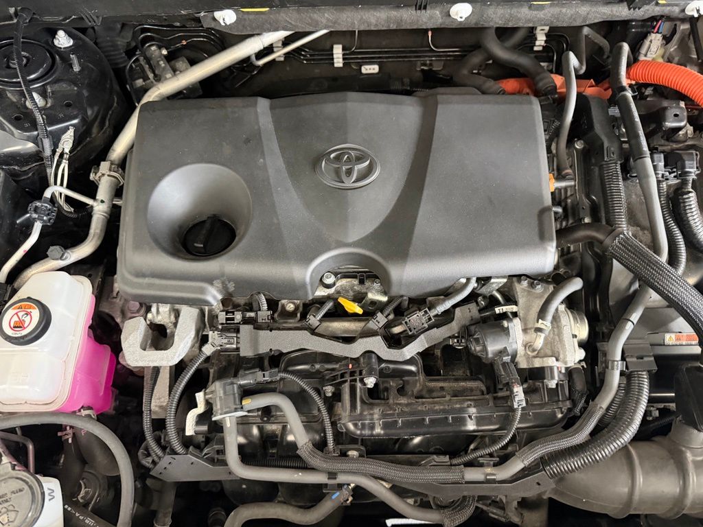2024 Toyota Venza XLE - Photo 9