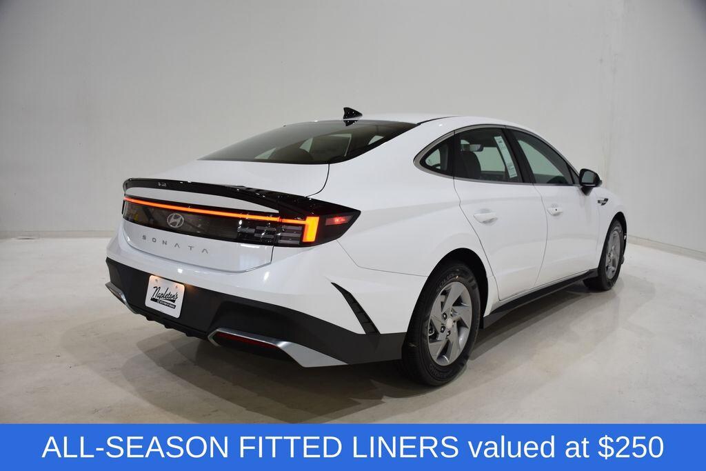 New 2026 Hyundai Sonata SE Sedan