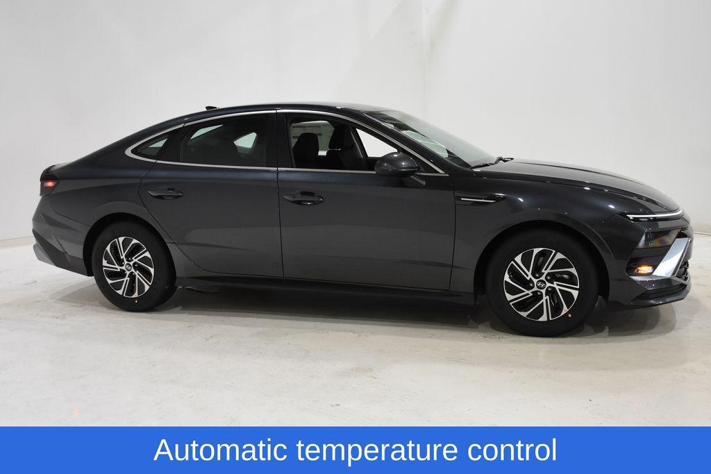 New 2026 Hyundai Sonata Hybrid Blue Sedan