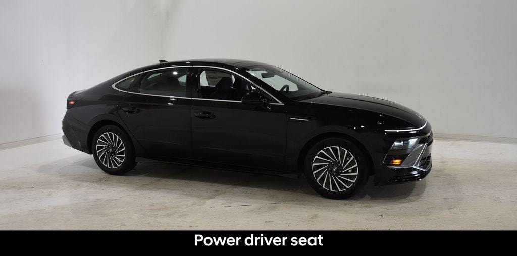New 2026 Hyundai Sonata Hybrid SEL Sedan