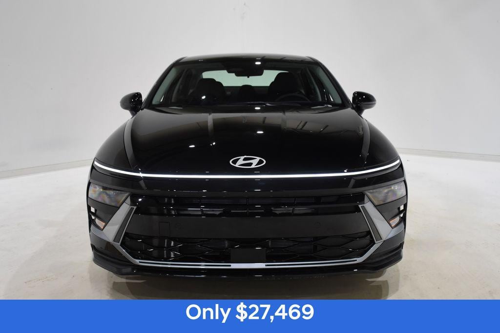 New 2026 Hyundai Sonata SE Sedan