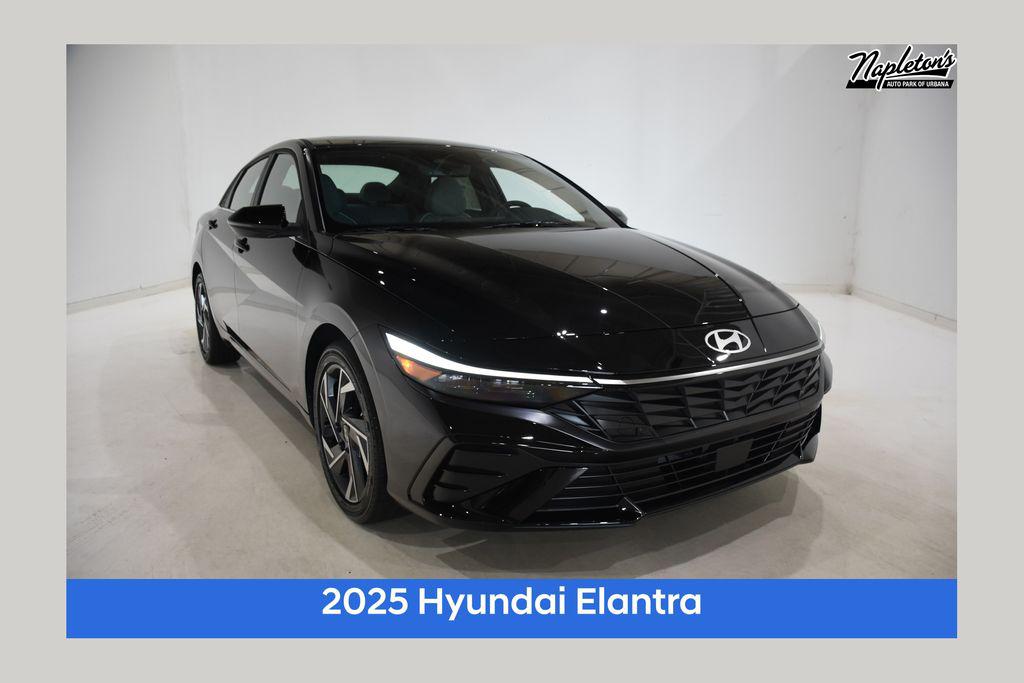 2025 Hyundai Elantra Limited's photo
