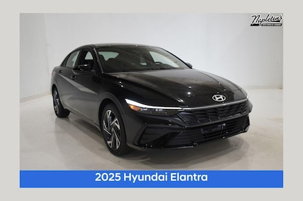 2025 Hyundai Elantra Hybrid SEL Sport Sedan