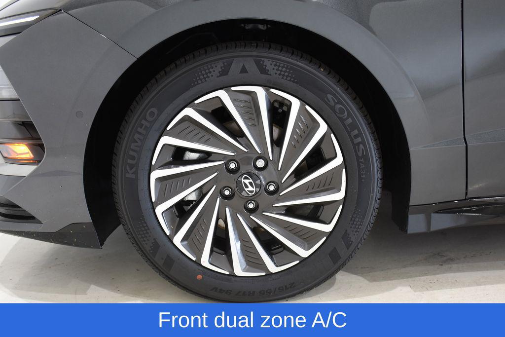 2025 Hyundai Sonata Hybrid Limited - Photo 6