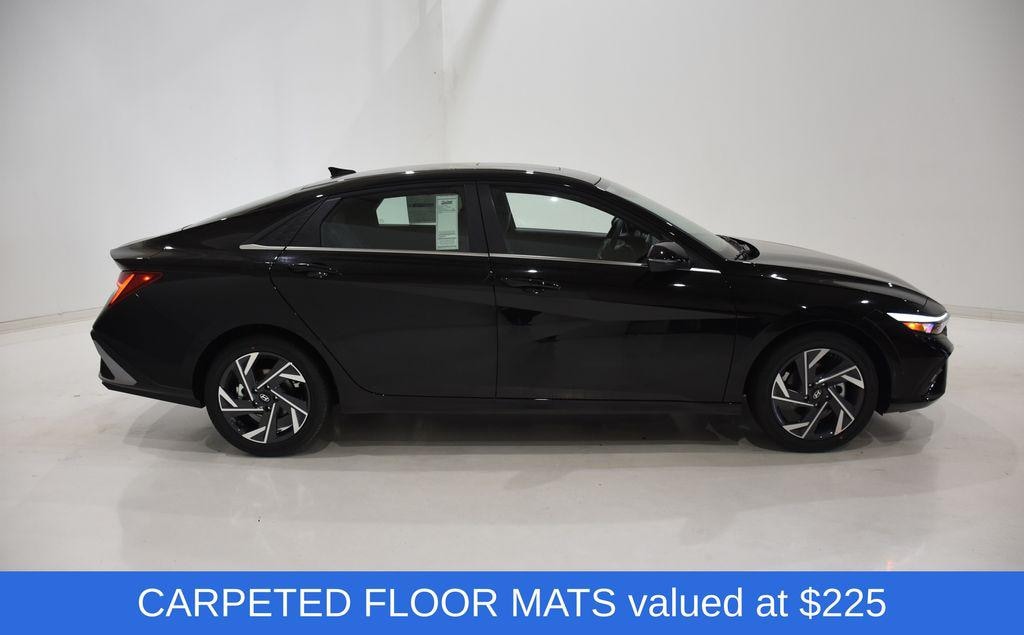 New 2025 Hyundai Elantra Hybrid Limited Sedan