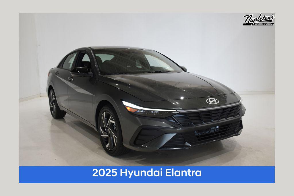 2025 Hyundai Elantra Blue's photo