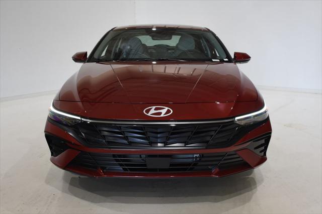 elan エランOUTLAND WOOD 155 xenon M 2023 New Hyundai Elantra for Sale in Andover, MN | Edmunds
