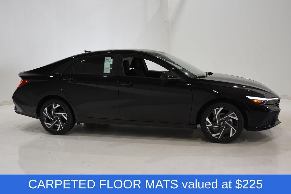 New 2025 Hyundai Elantra Hybrid SEL Sport Sedan