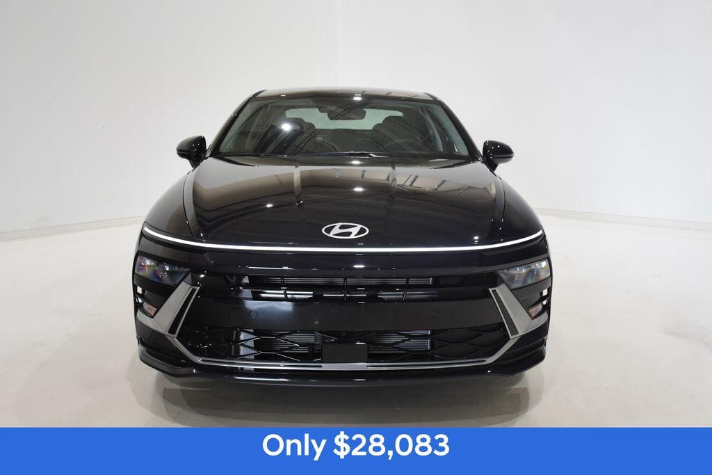 New 2025 Hyundai Sonata SEL Sedan