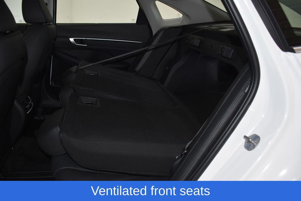 2025 Hyundai Sonata Hybrid Limited - Photo 30