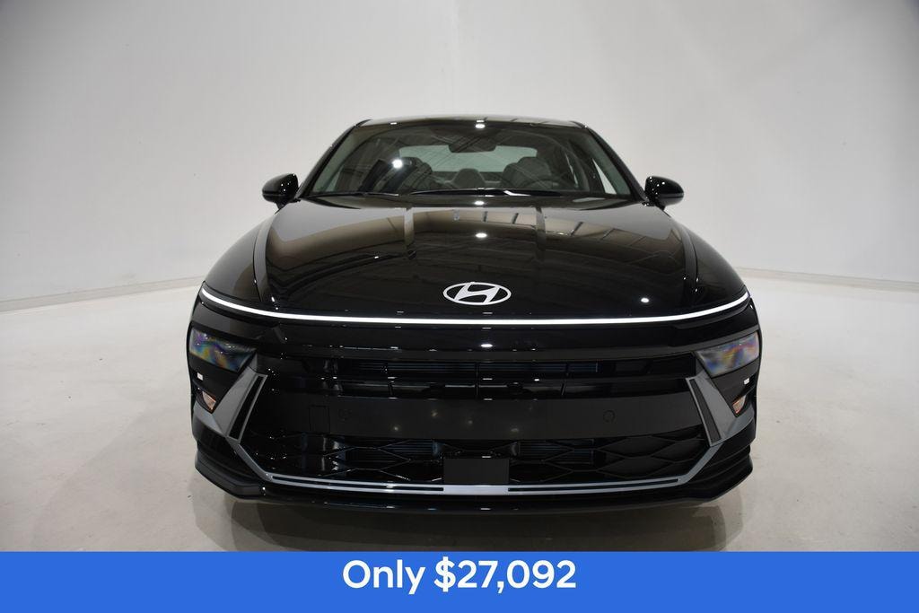 New 2026 Hyundai Sonata SE Sedan