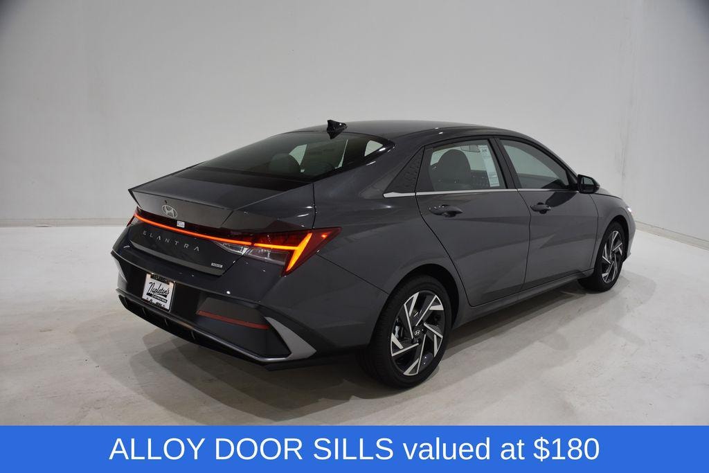 New 2025 Hyundai Elantra Hybrid Limited Sedan