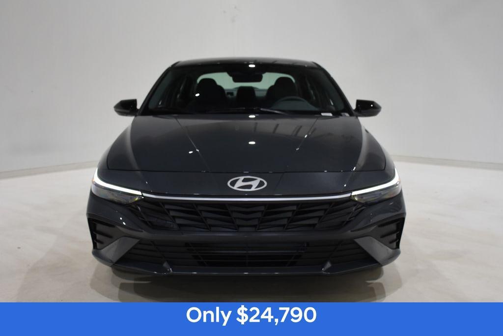 New 2026 Hyundai Elantra SEL Sport Sedan