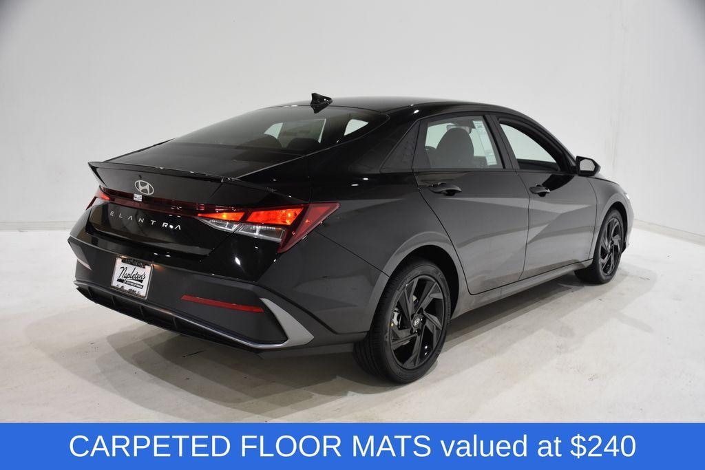 New 2026 Hyundai Elantra SEL Sport Sedan