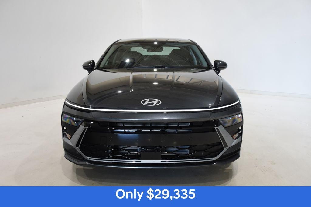 New 2026 Hyundai Sonata SE Sedan