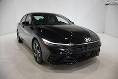 2025 Hyundai Elantra Hybrid Limited Sedan