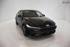 2025 Hyundai Elantra Hybrid Limited Sedan