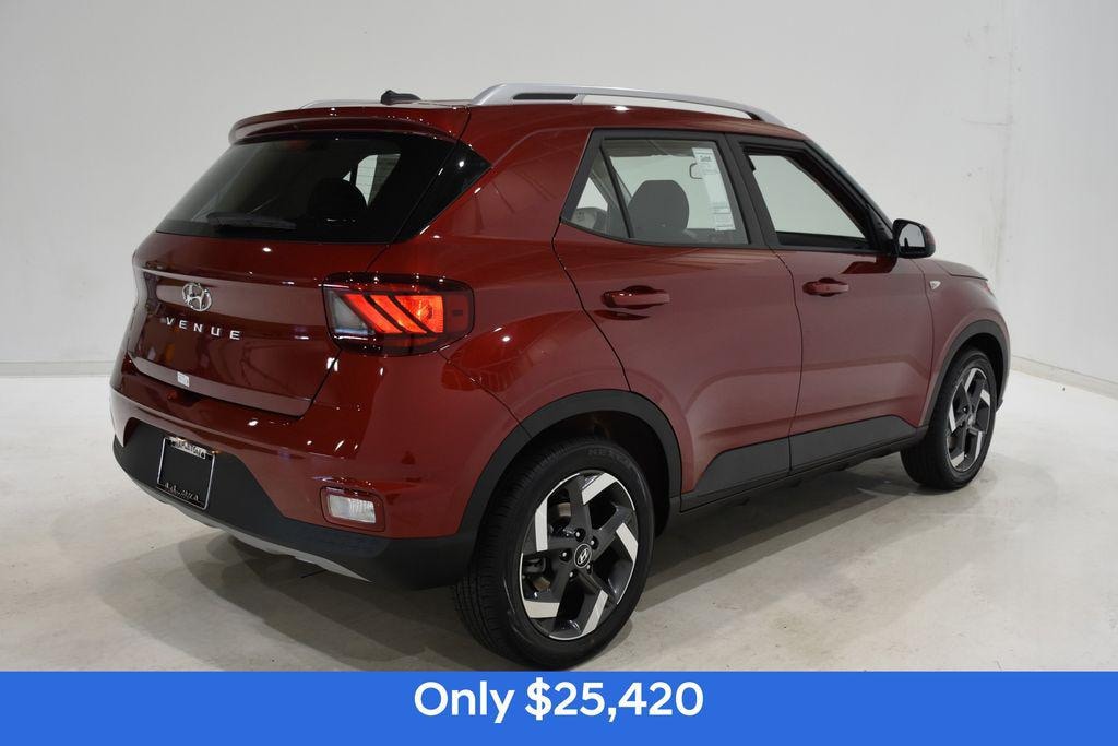 New 2026 Hyundai Venue SEL SUV