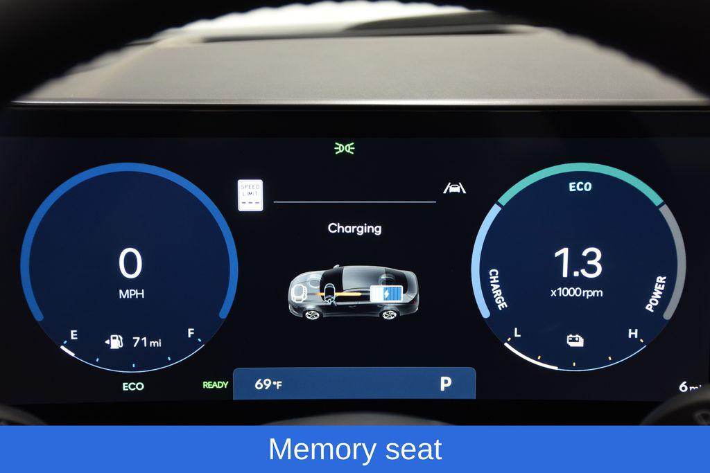 2025 Hyundai Sonata Hybrid Limited - Photo 11
