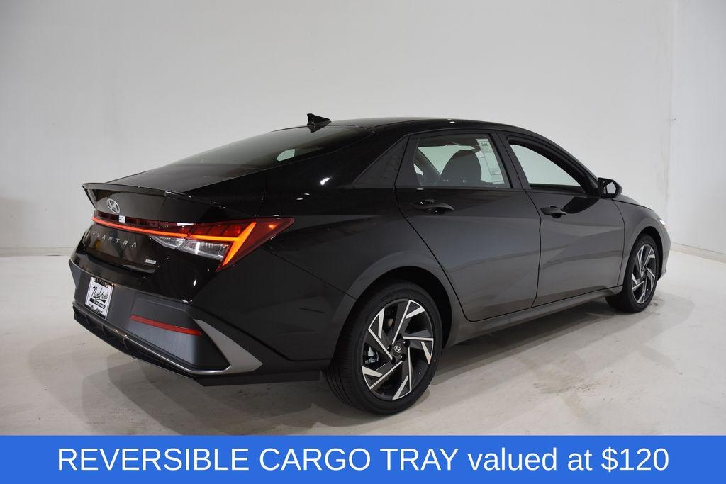 New 2025 Hyundai Elantra Hybrid SEL Sport Sedan