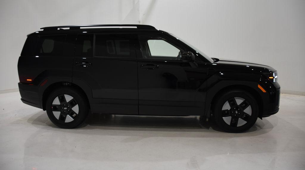 2026 Hyundai Santa Fe SEL photo 2