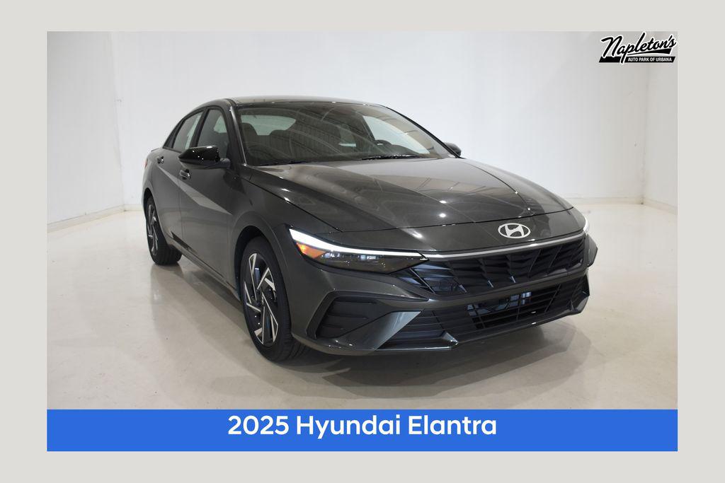 2025 Hyundai Elantra Blue's photo