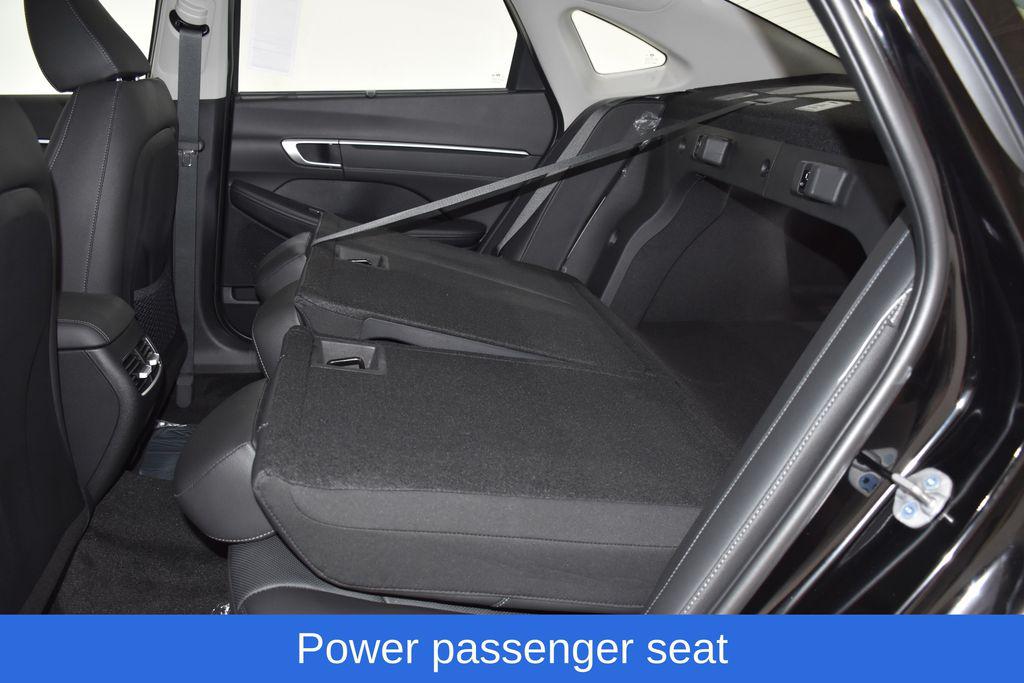 2025 Hyundai Sonata Hybrid Limited - Photo 31