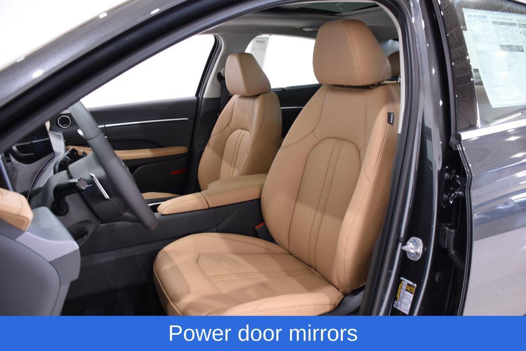 2025 Hyundai Sonata Hybrid Limited - Photo 25