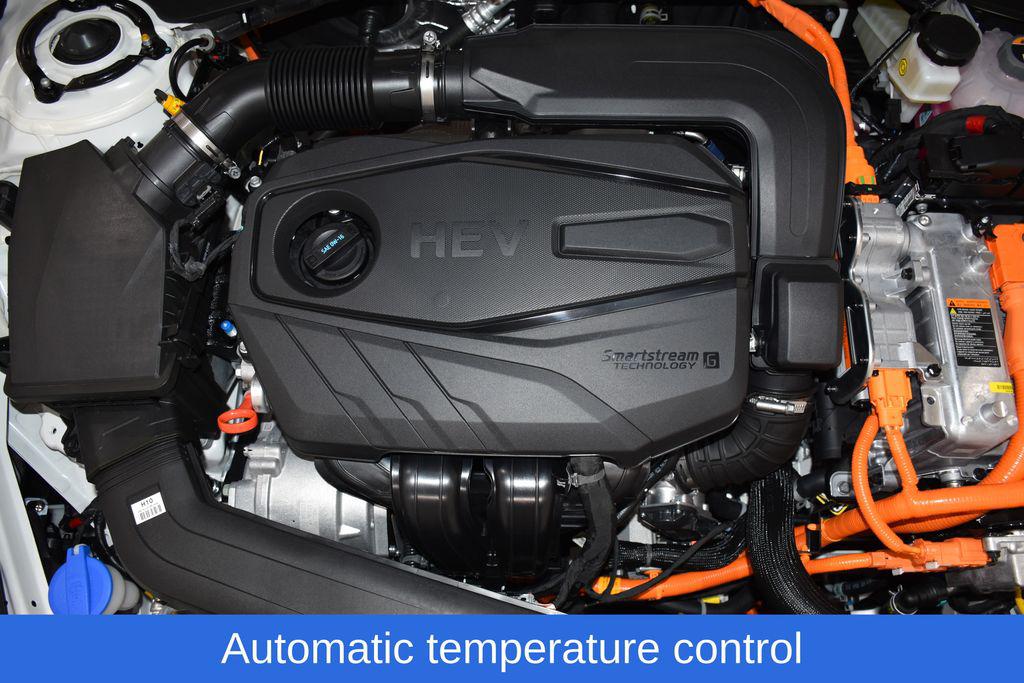 2025 Hyundai Sonata Hybrid Limited - Photo 7