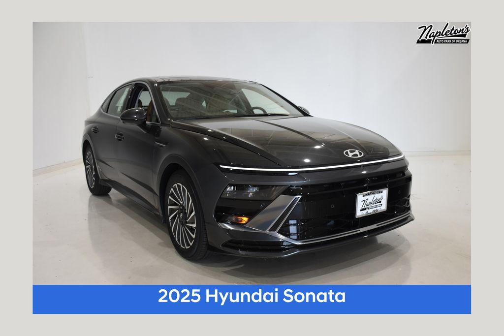 2025 Hyundai Sonata Hybrid Limited's photo