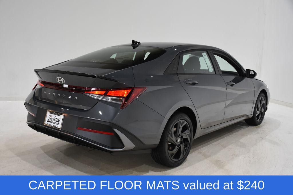 New 2026 Hyundai Elantra SEL Sport Sedan