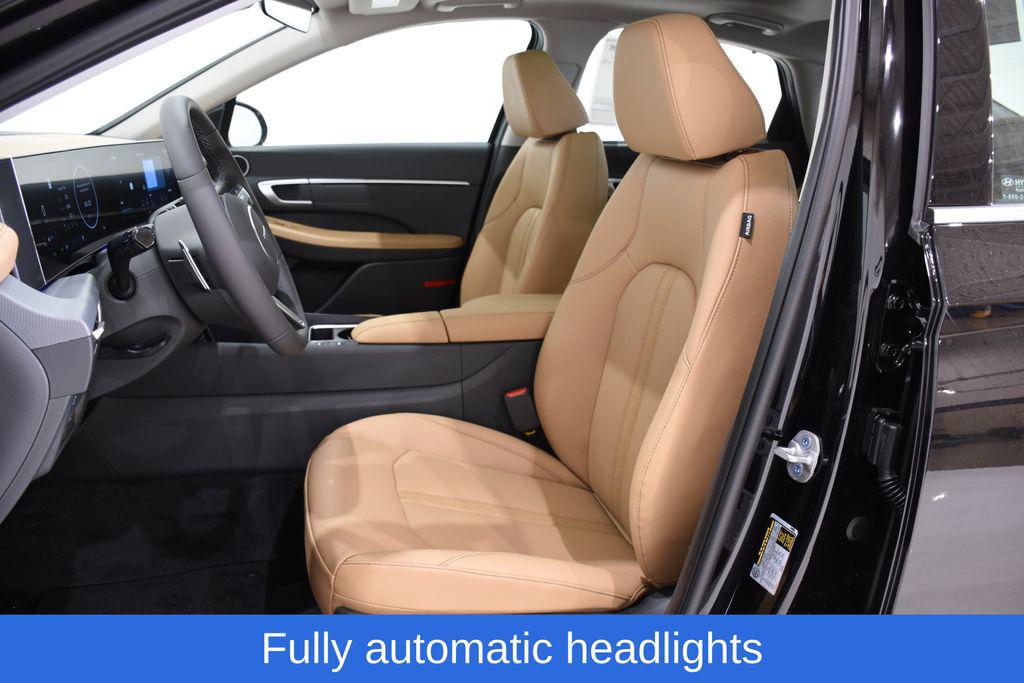 2025 Hyundai Sonata Hybrid Limited - Photo 19