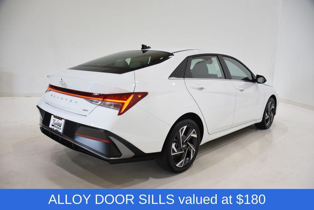 New 2025 Hyundai Elantra Hybrid Limited Sedan