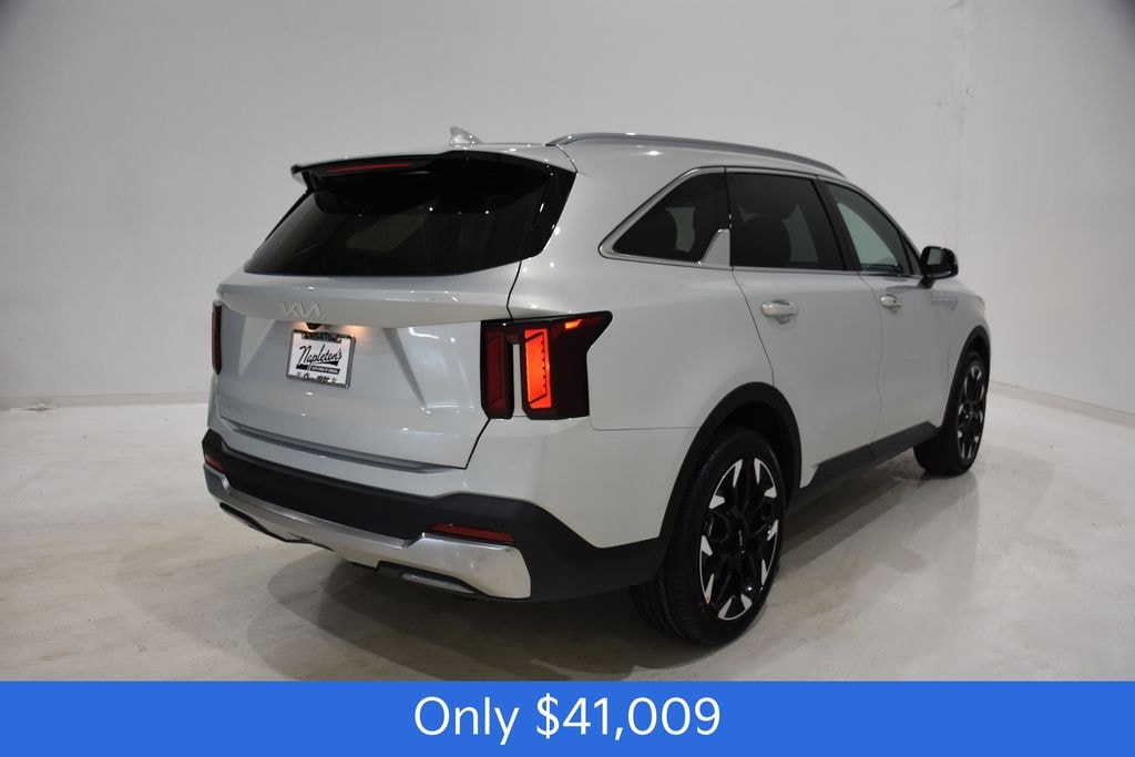 New 2026 Kia Sorento EX SUV
