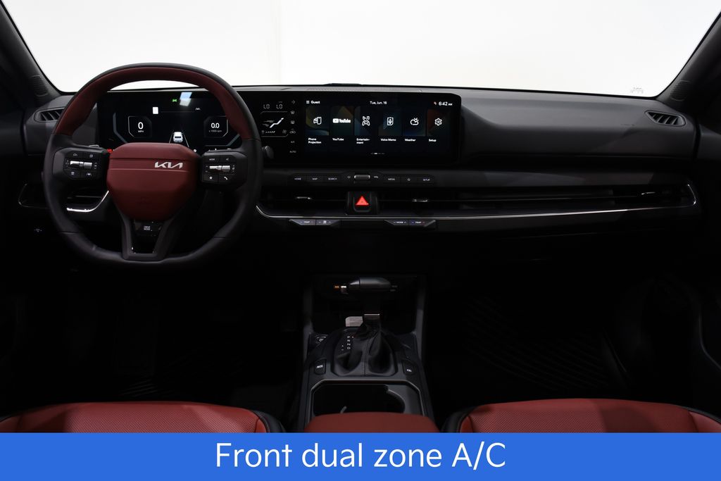 2026 Kia K4 GT-Line - Photo 8