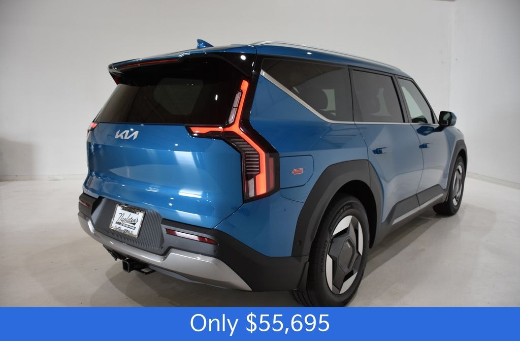 New 2026 Kia EV9 Wind SUV