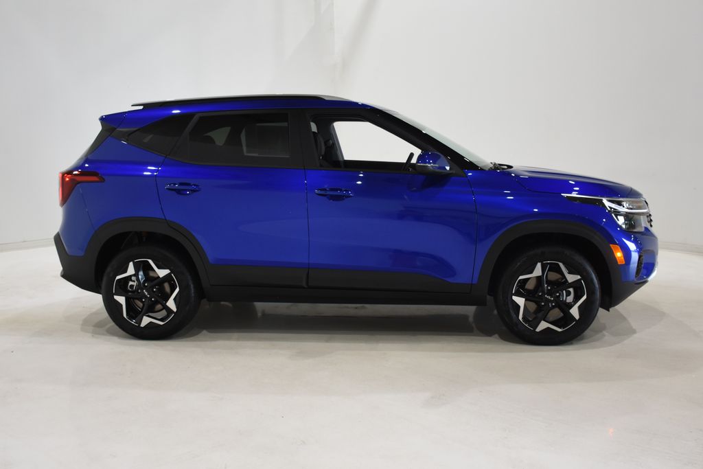 2026 Kia Seltos S photo 3