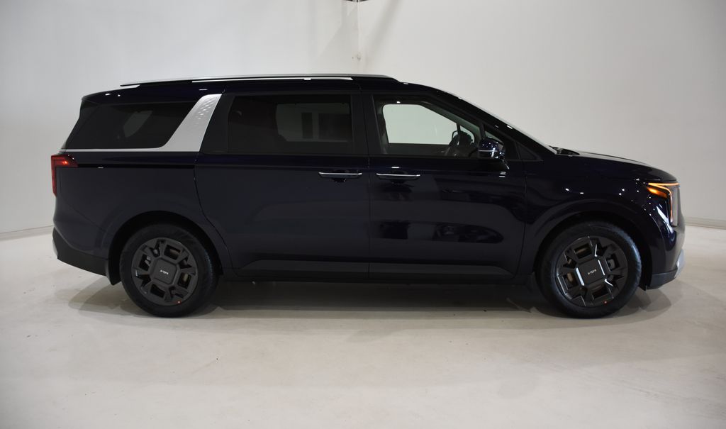 2026 Kia Carnival EX photo 3
