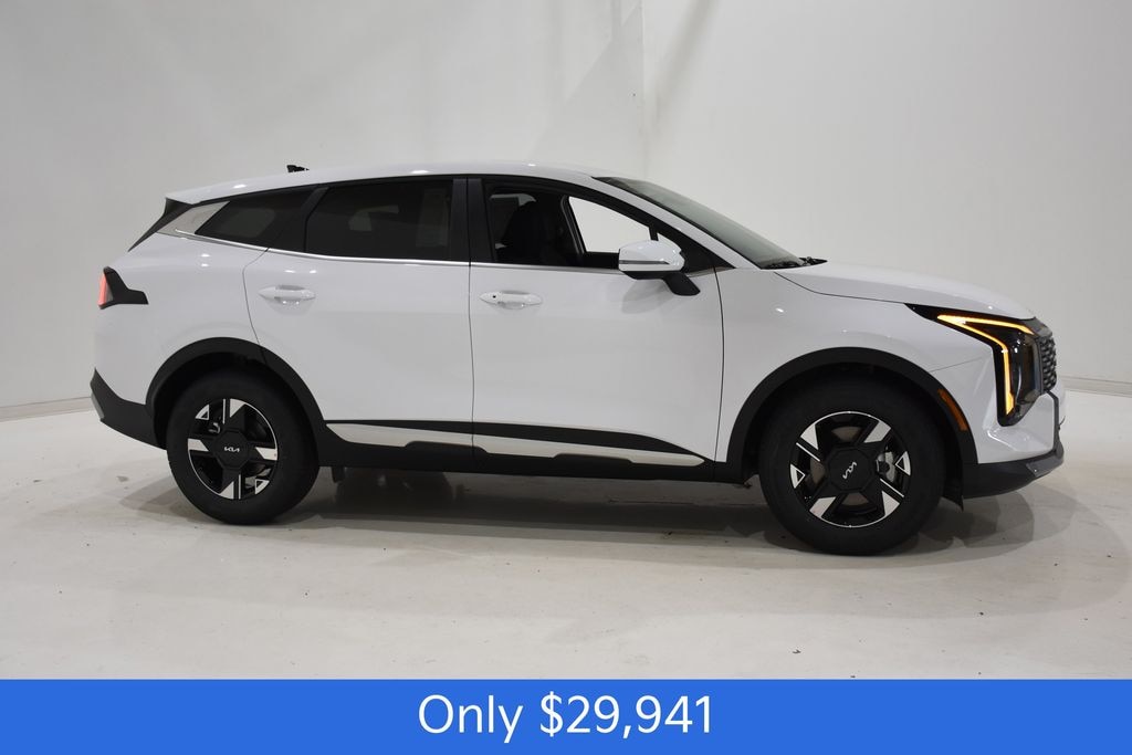 New 2026 Kia Sportage LX SUV